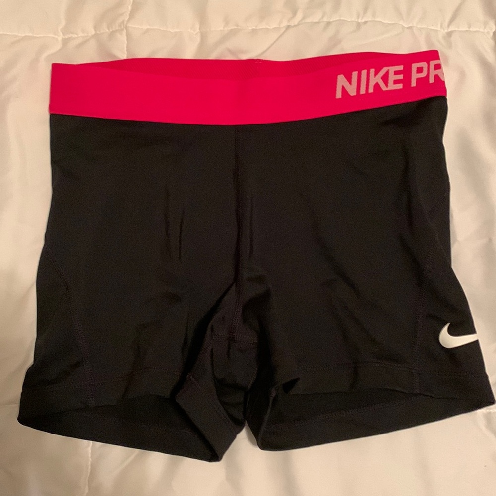 Medium Nike pro shorts